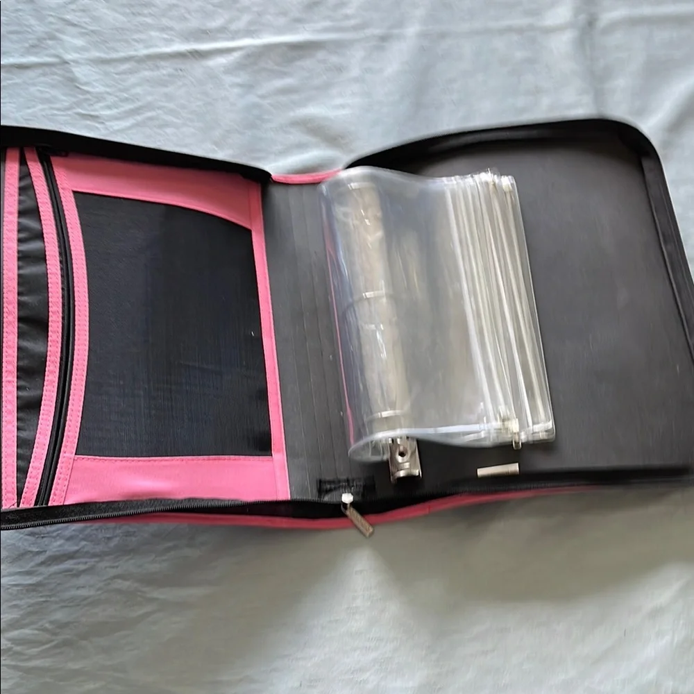 Five Star Black and Pink Organizer Binder